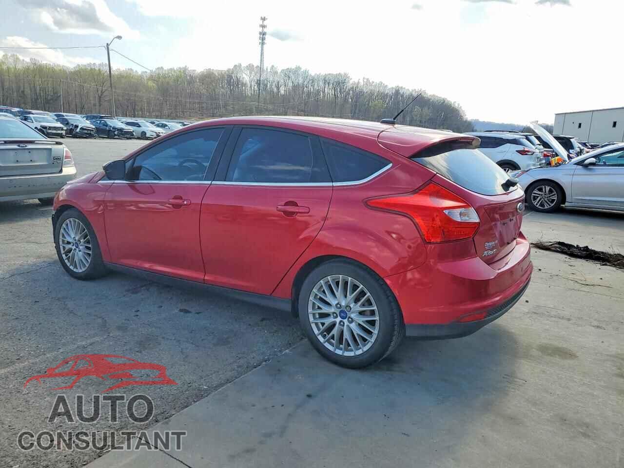 FORD FOCUS 2012 - 1FAHP3M28CL293960