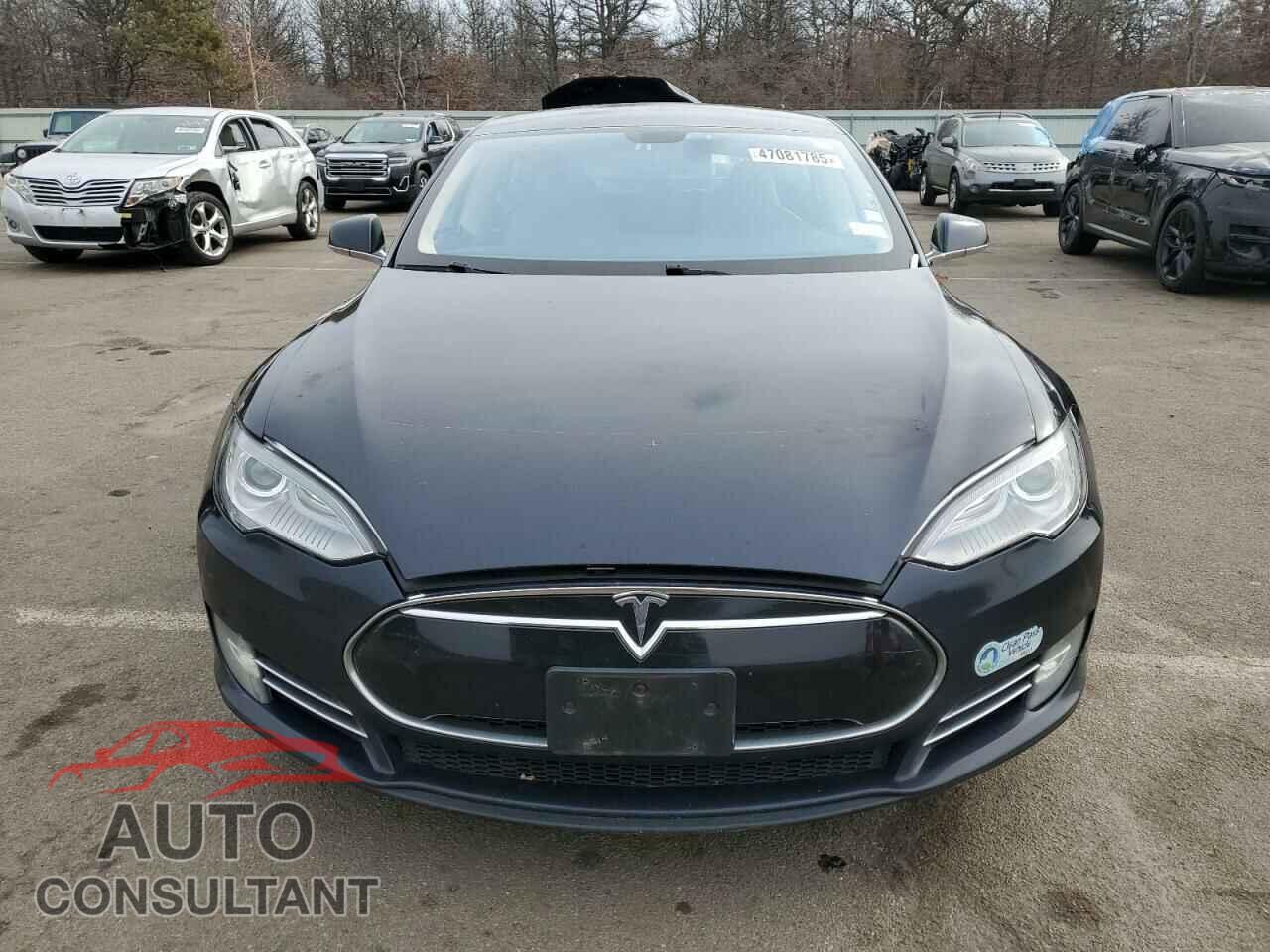 TESLA MODEL S 2013 - 5YJSA1DN3DFP13791