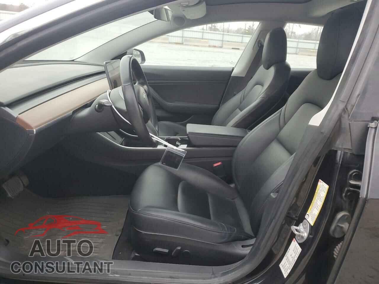 TESLA MODEL 3 2018 - 5YJ3E1EB7JF109346