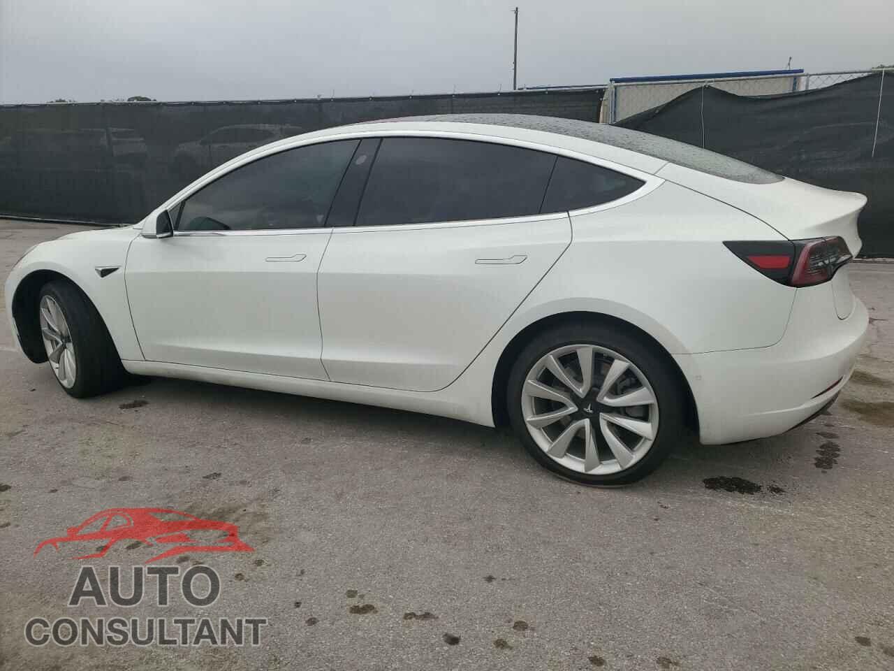 TESLA MODEL 3 2018 - 5YJ3E1EA6JF169464