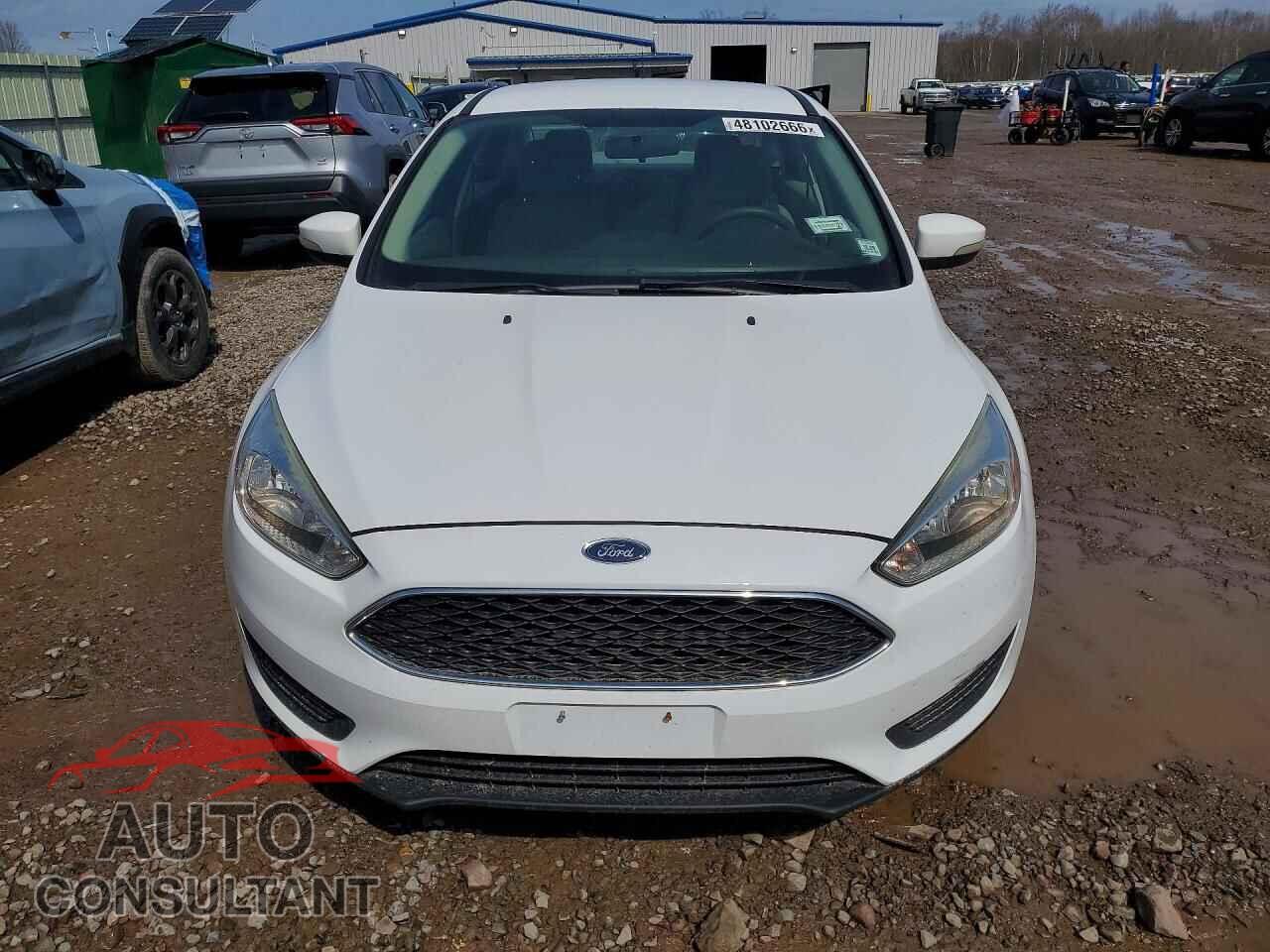 FORD FOCUS 2016 - 1FADP3F2XGL392975
