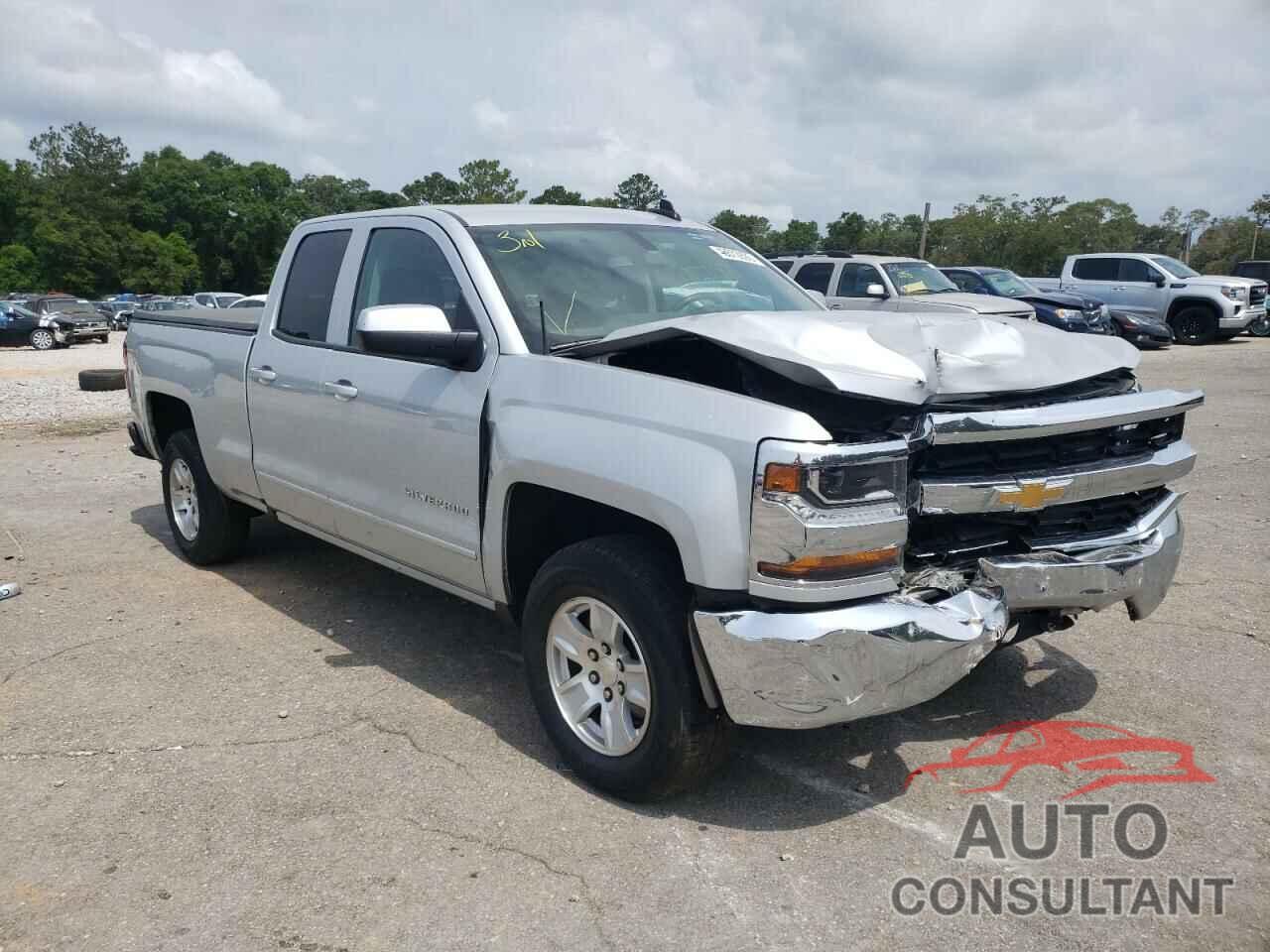 CHEVROLET SILVERADO 2018 - 1GCRCREH9JZ356977