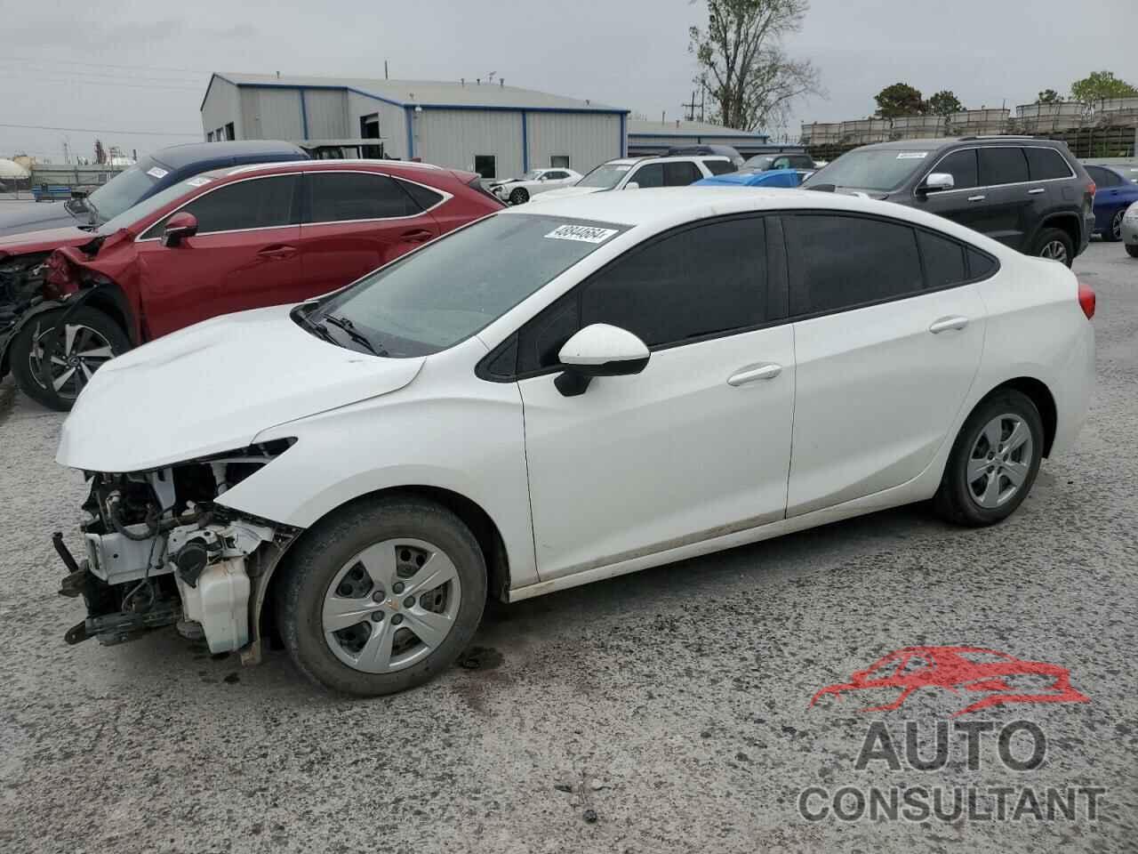 CHEVROLET CRUZE 2018 - 1G1BC5SMXJ7147313