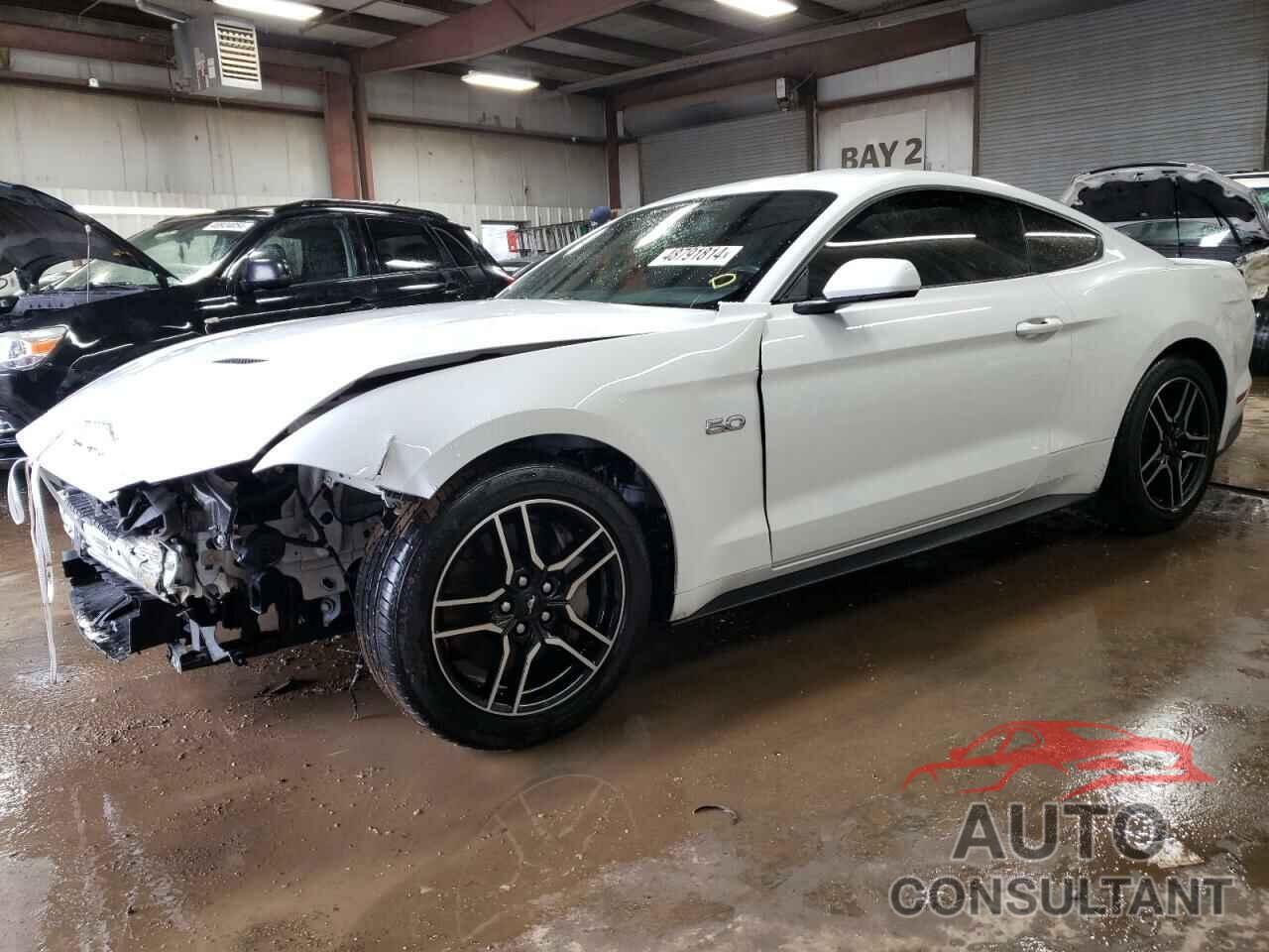 FORD MUSTANG 2018 - 1FA6P8CFXJ5183681