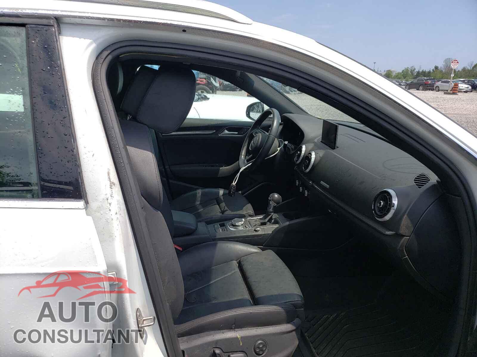 AUDI A3 2018 - WAUSPBFF7JA116588
