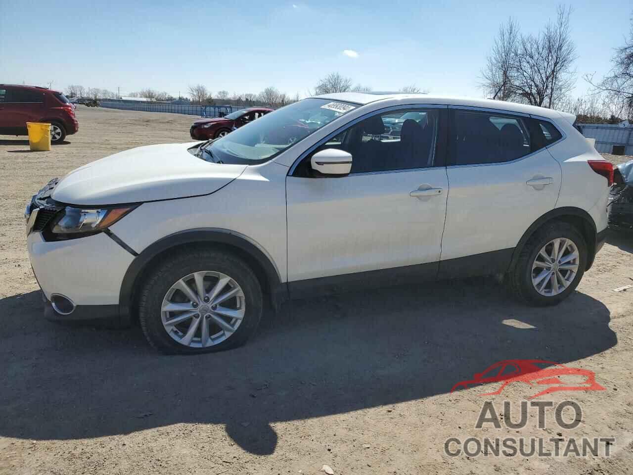 NISSAN ROGUE 2018 - JN1BJ1CP2JW103779