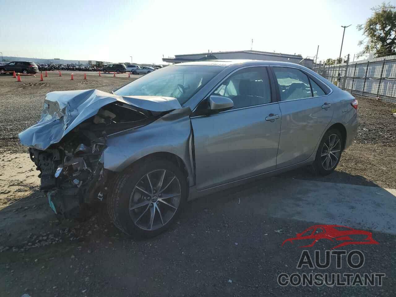 TOYOTA CAMRY 2016 - 4T1BK1FK7GU575261