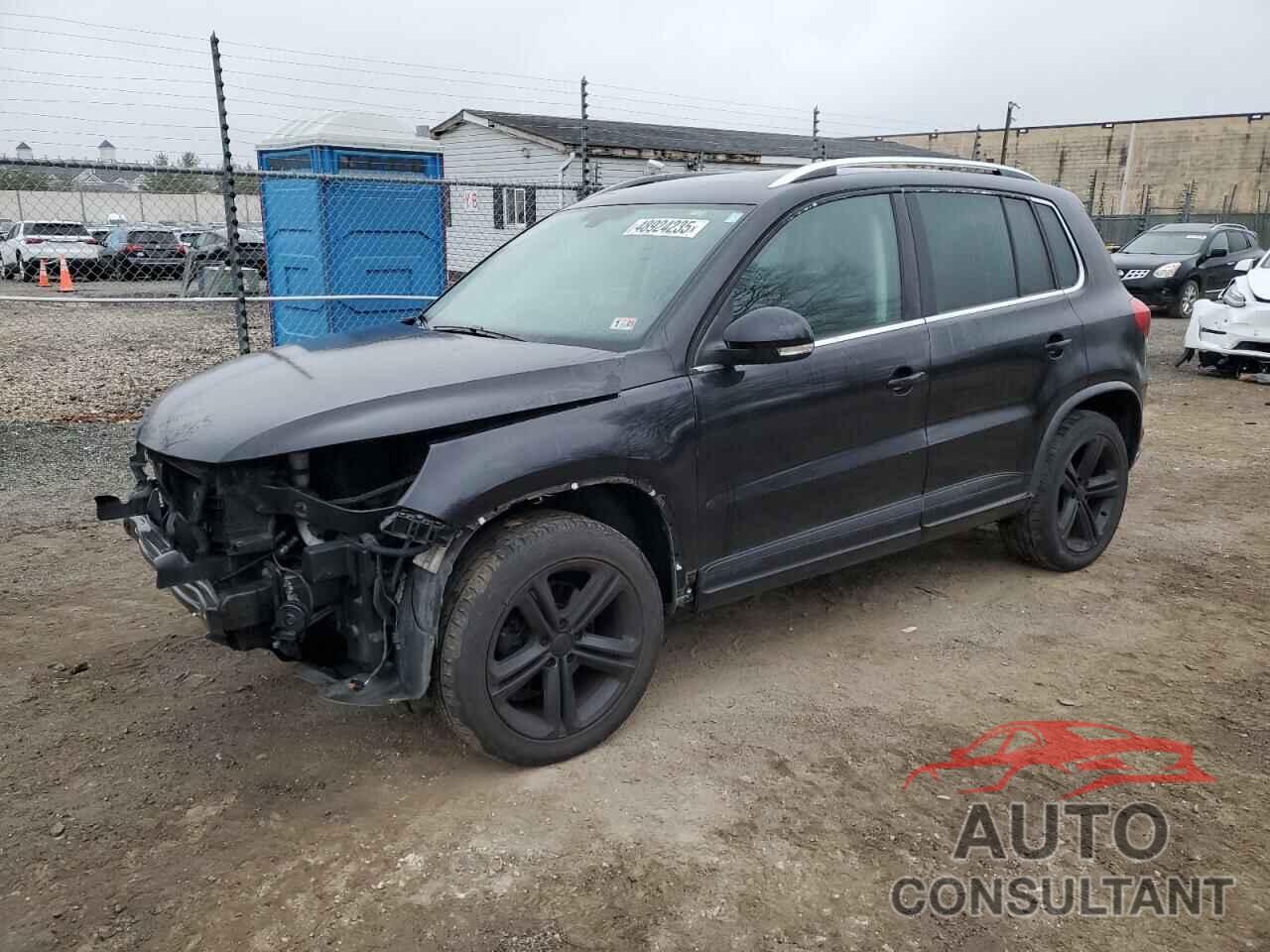 VOLKSWAGEN TIGUAN 2017 - WVGUV7AX7HK010043