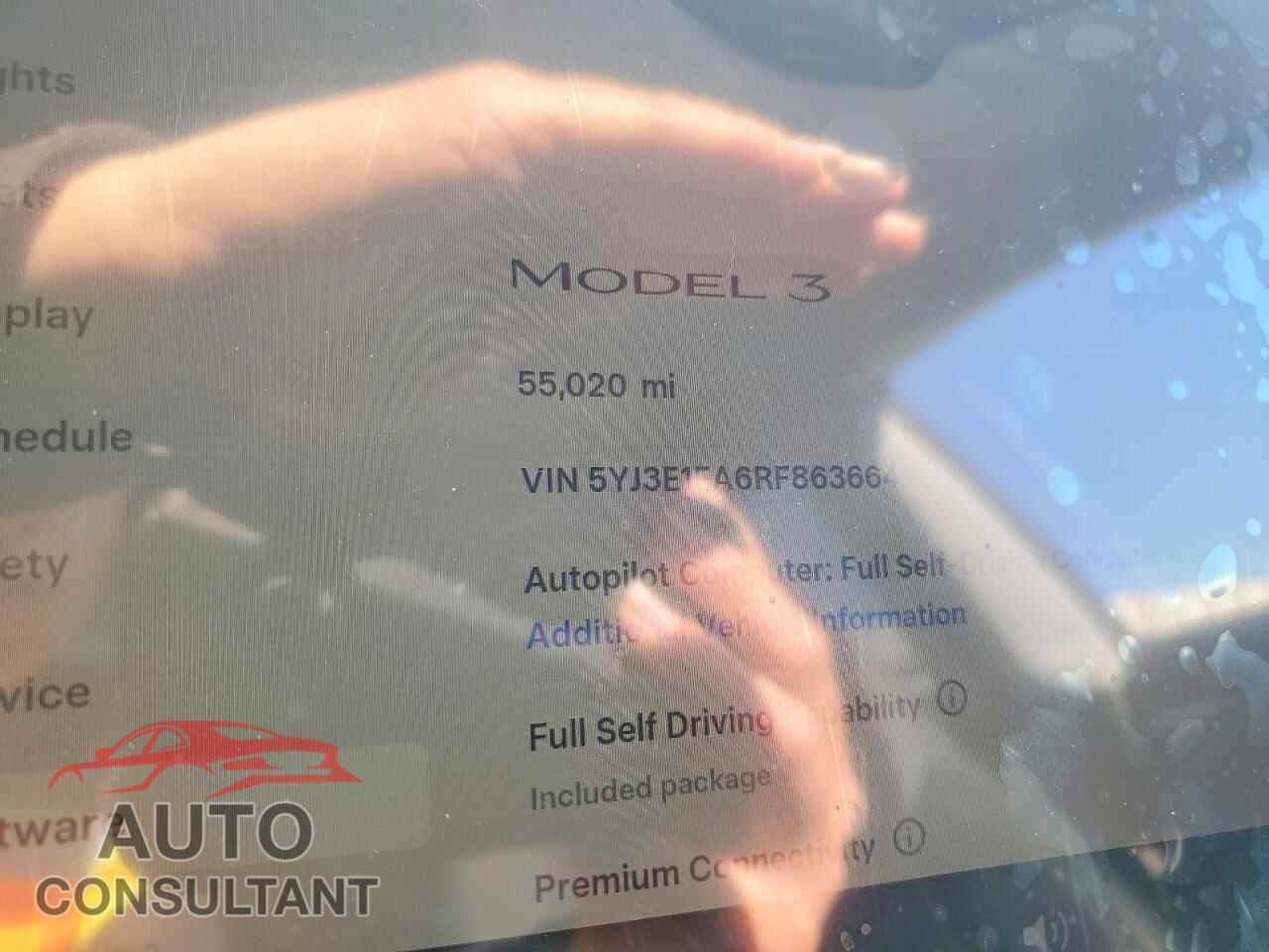 TESLA MODEL 3 2024 - 5YJ3E1EA6RF863664