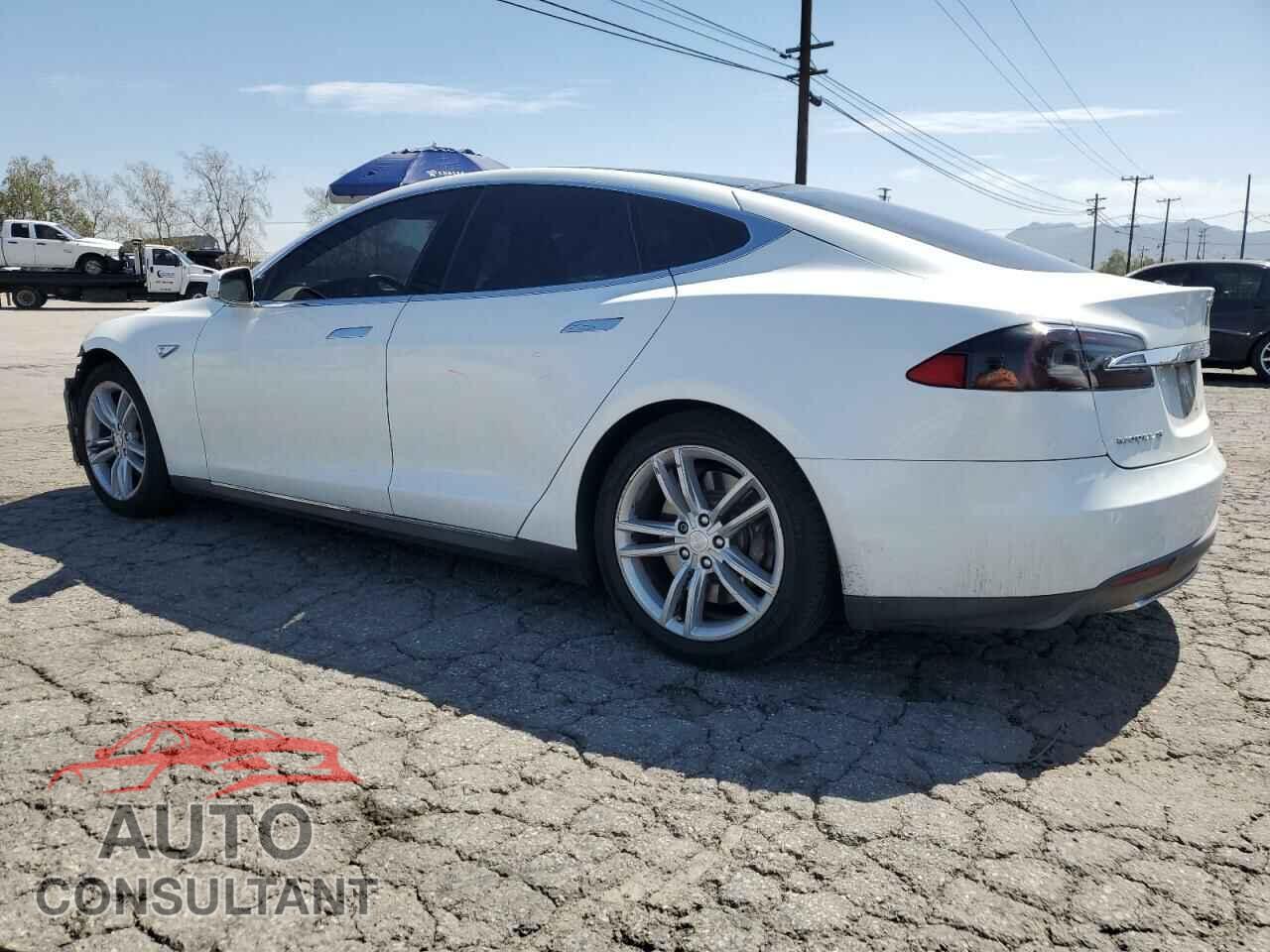 TESLA MODEL S 2013 - 5YJSA1CGXDFP03603