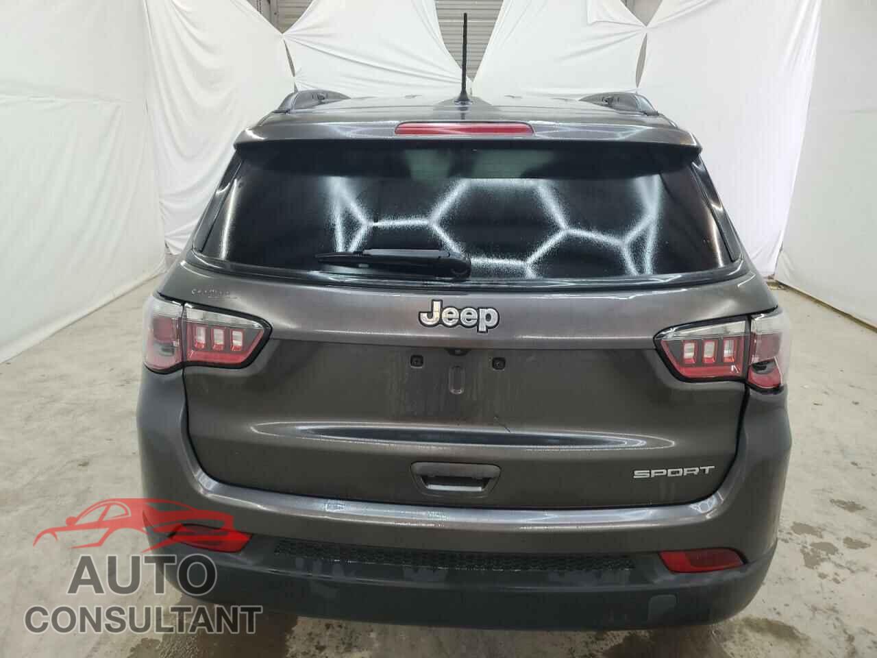 JEEP COMPASS 2017 - 3C4NJCAB1HT668568