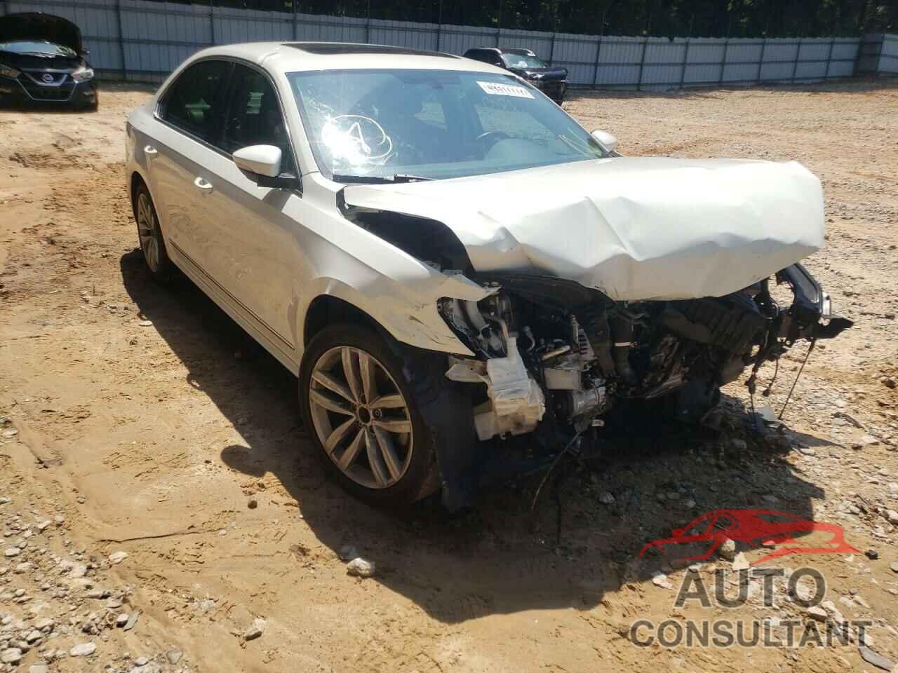 VOLKSWAGEN PASSAT 2017 - 1VWGT7A38HC011309
