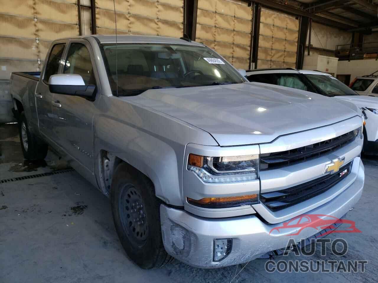 CHEVROLET SILVERADO 2018 - 1GCVKREC2JZ266513