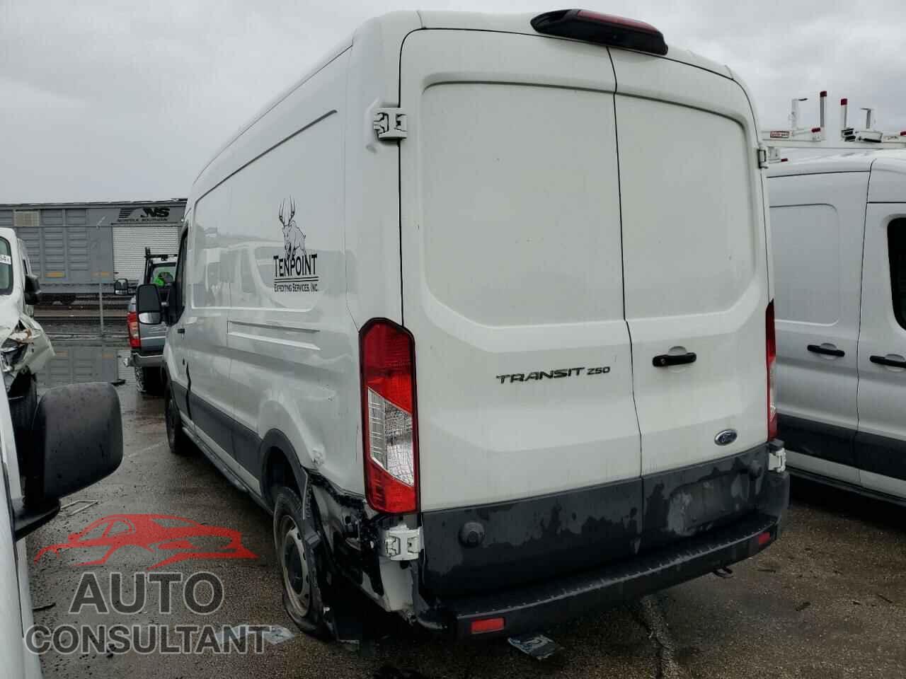 FORD TRANSIT 2019 - 1FTYR2CM2KKA20180