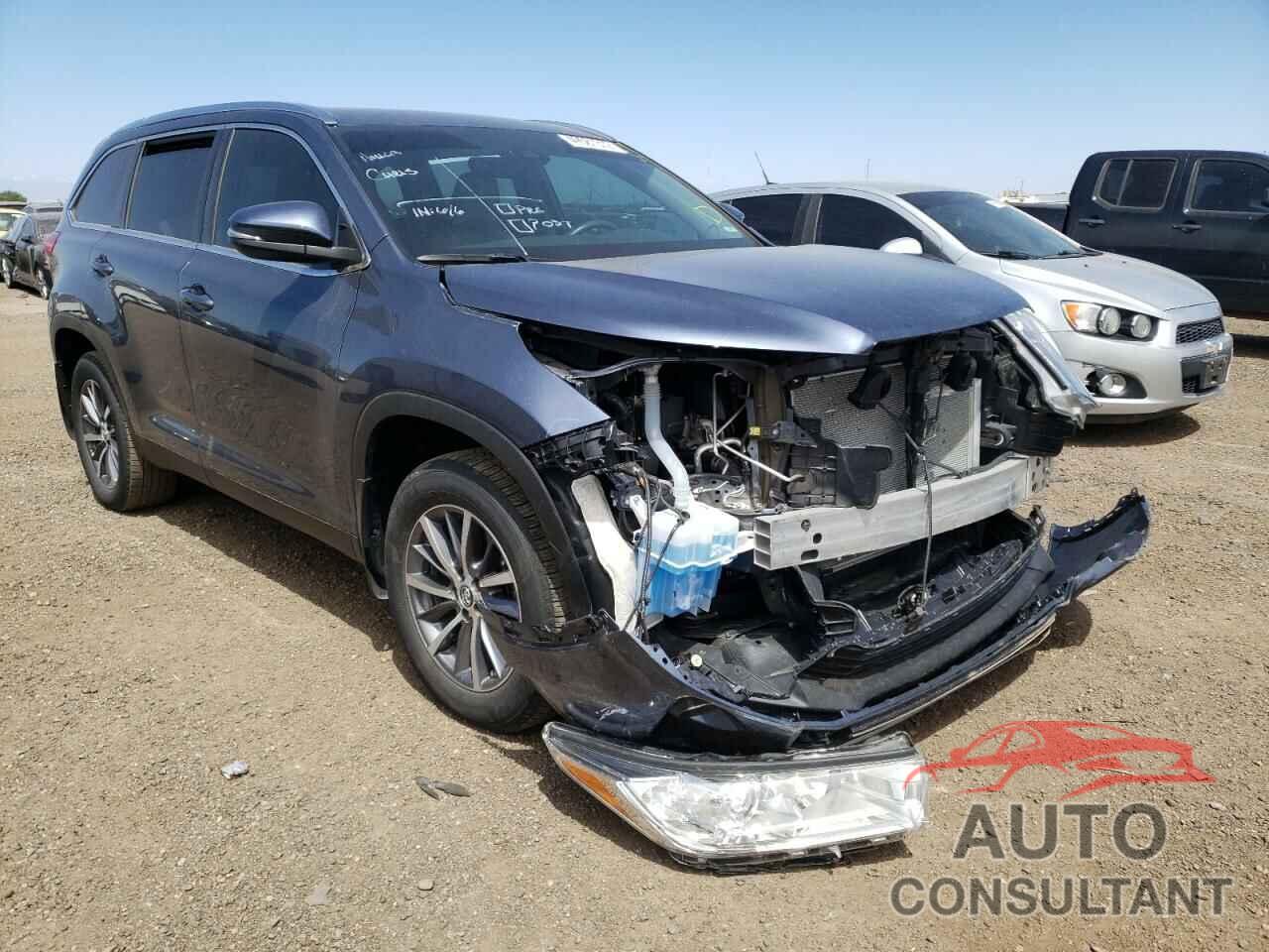 TOYOTA HIGHLANDER 2019 - 5TDJZRFH3KS940885