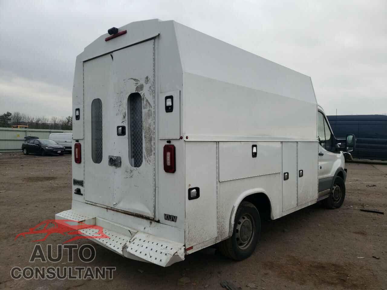 FORD TRANSIT CO 2018 - 1FDYR5PM3JKA16211
