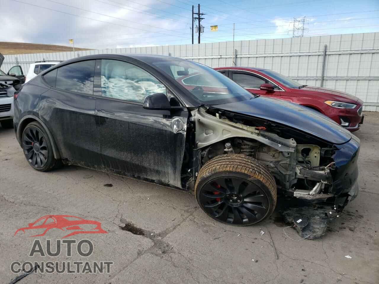 TESLA MODEL Y 2023 - 7SAYGDEF5PF701909