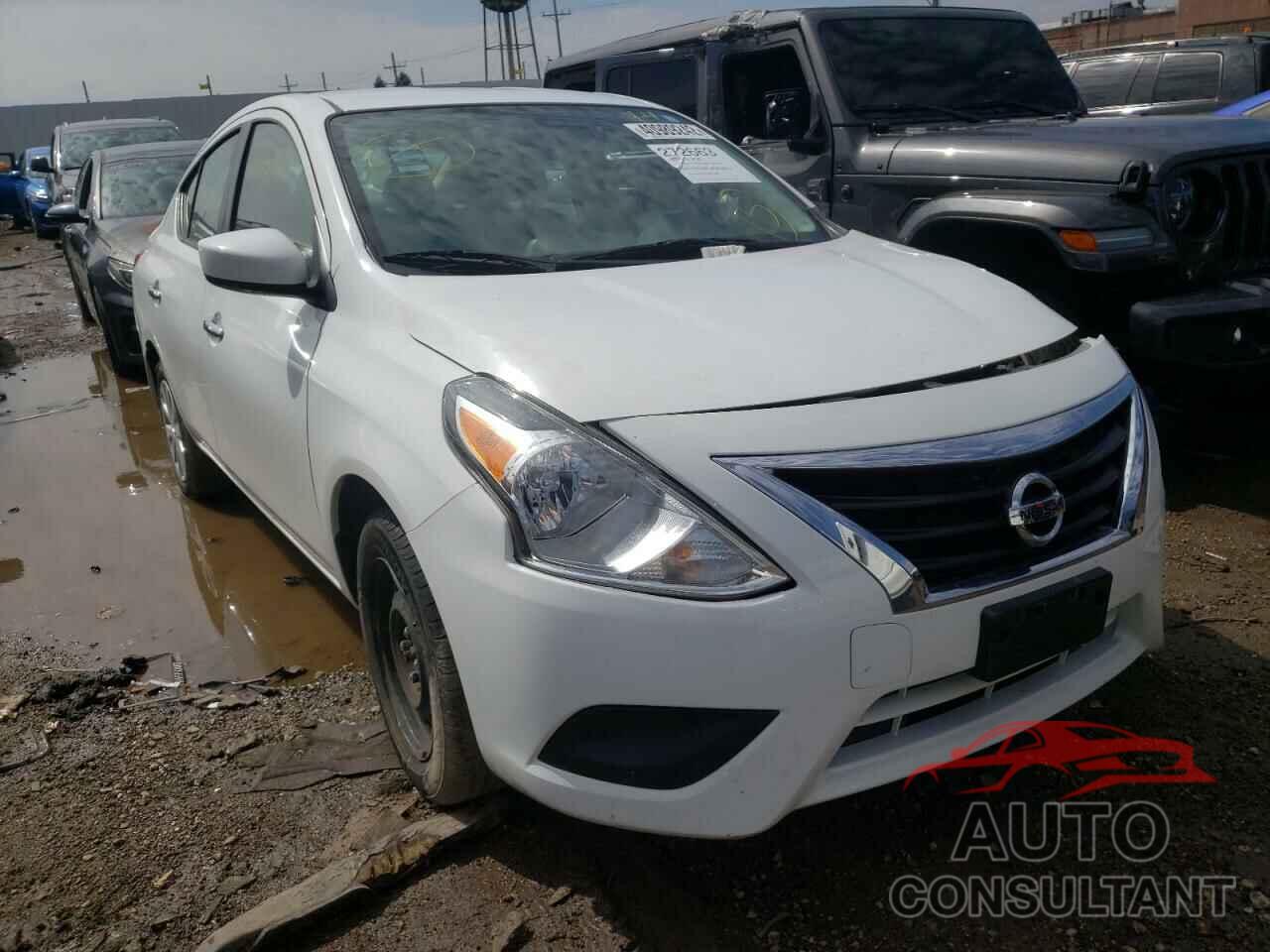 NISSAN VERSA 2018 - 3N1CN7AP5JL864603