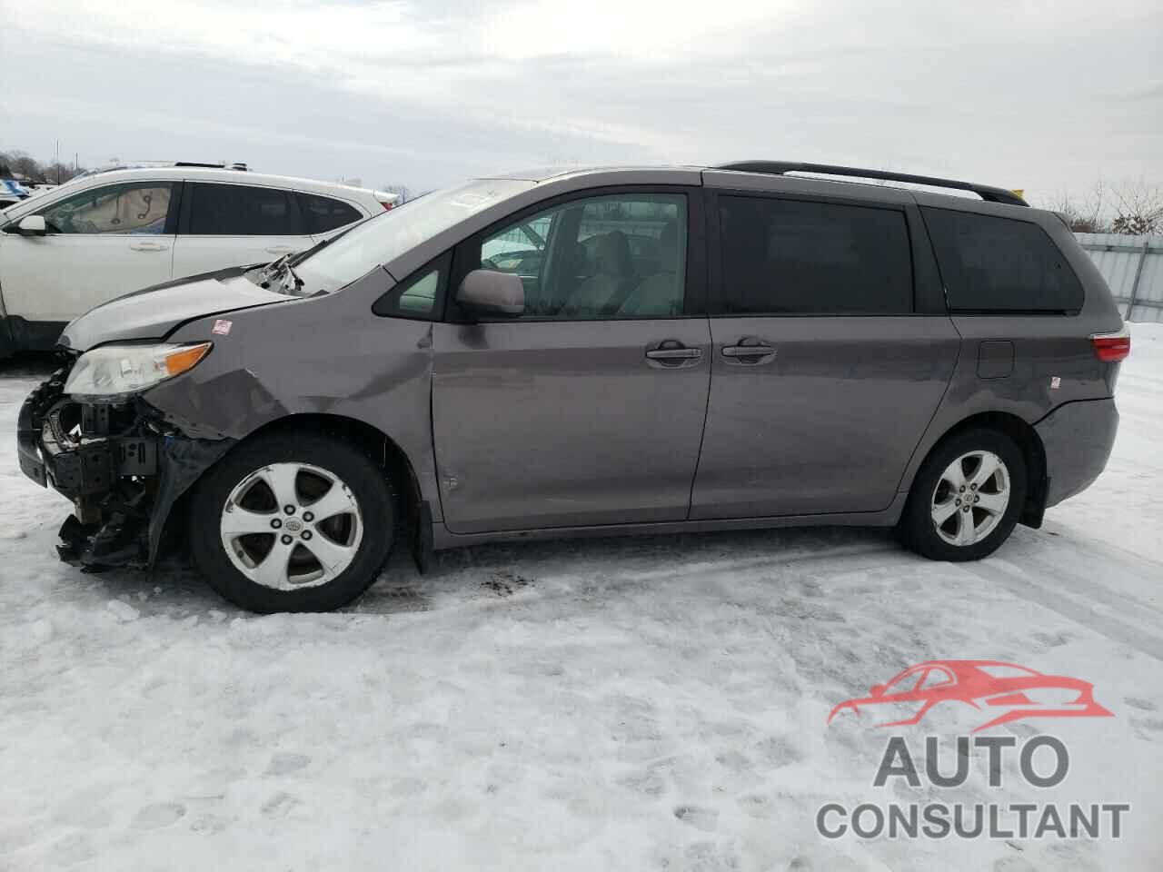 TOYOTA SIENNA 2015 - 5TDKK3DC2FS605507