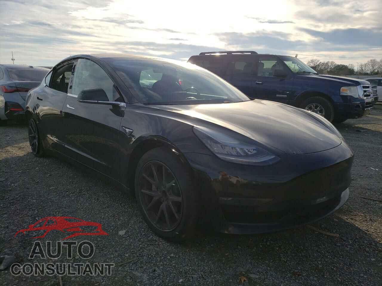 TESLA MODEL 3 2019 - 5YJ3E1EA7KF297150
