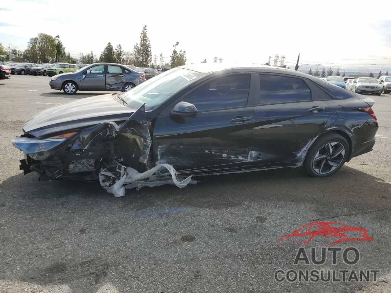 HYUNDAI ELANTRA 2023 - KMHLS4AGXPU465488