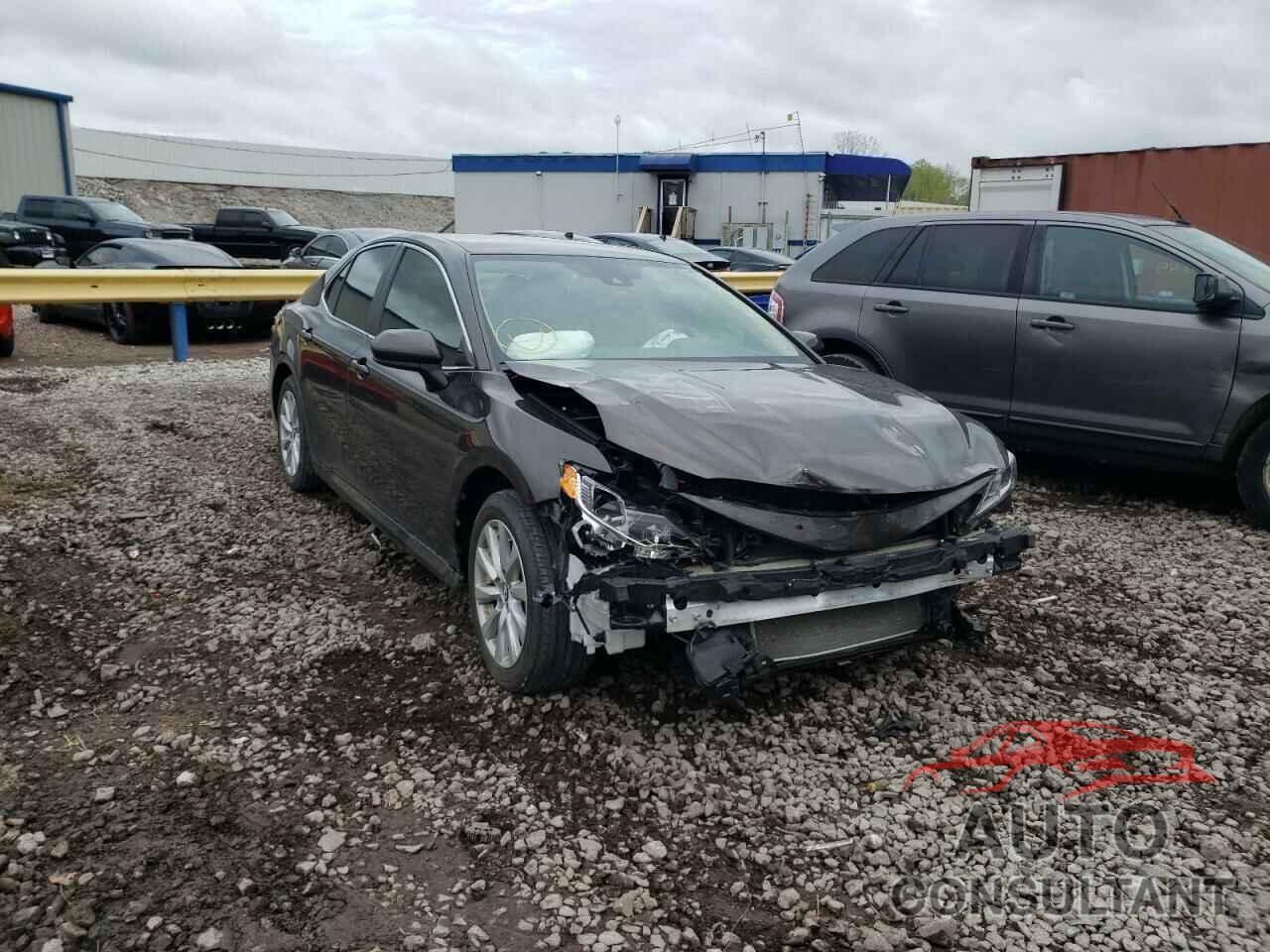 TOYOTA CAMRY 2019 - 4T1B11HK0KU748076