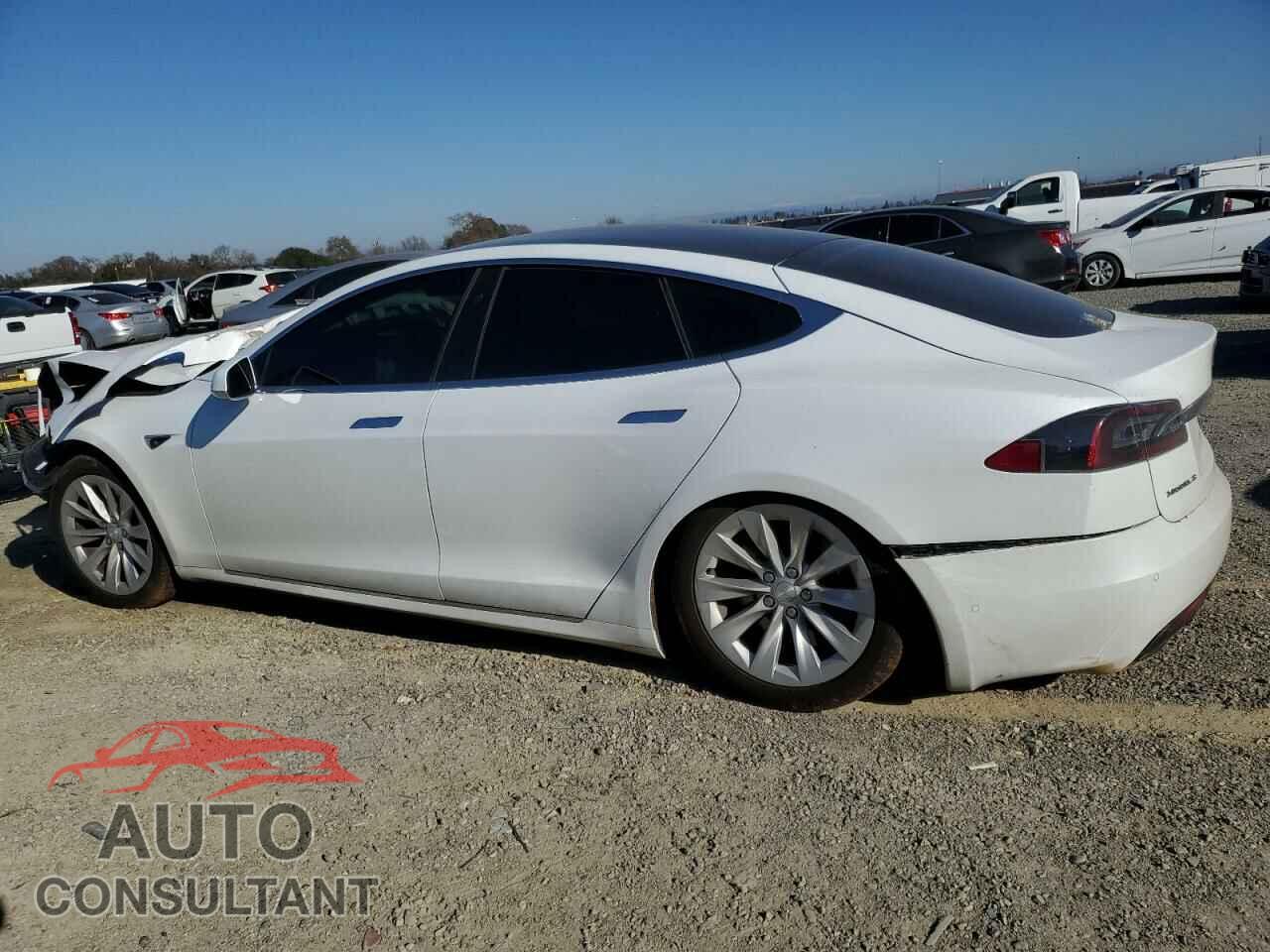 TESLA MODEL S 2018 - 5YJSA1E26JF273534
