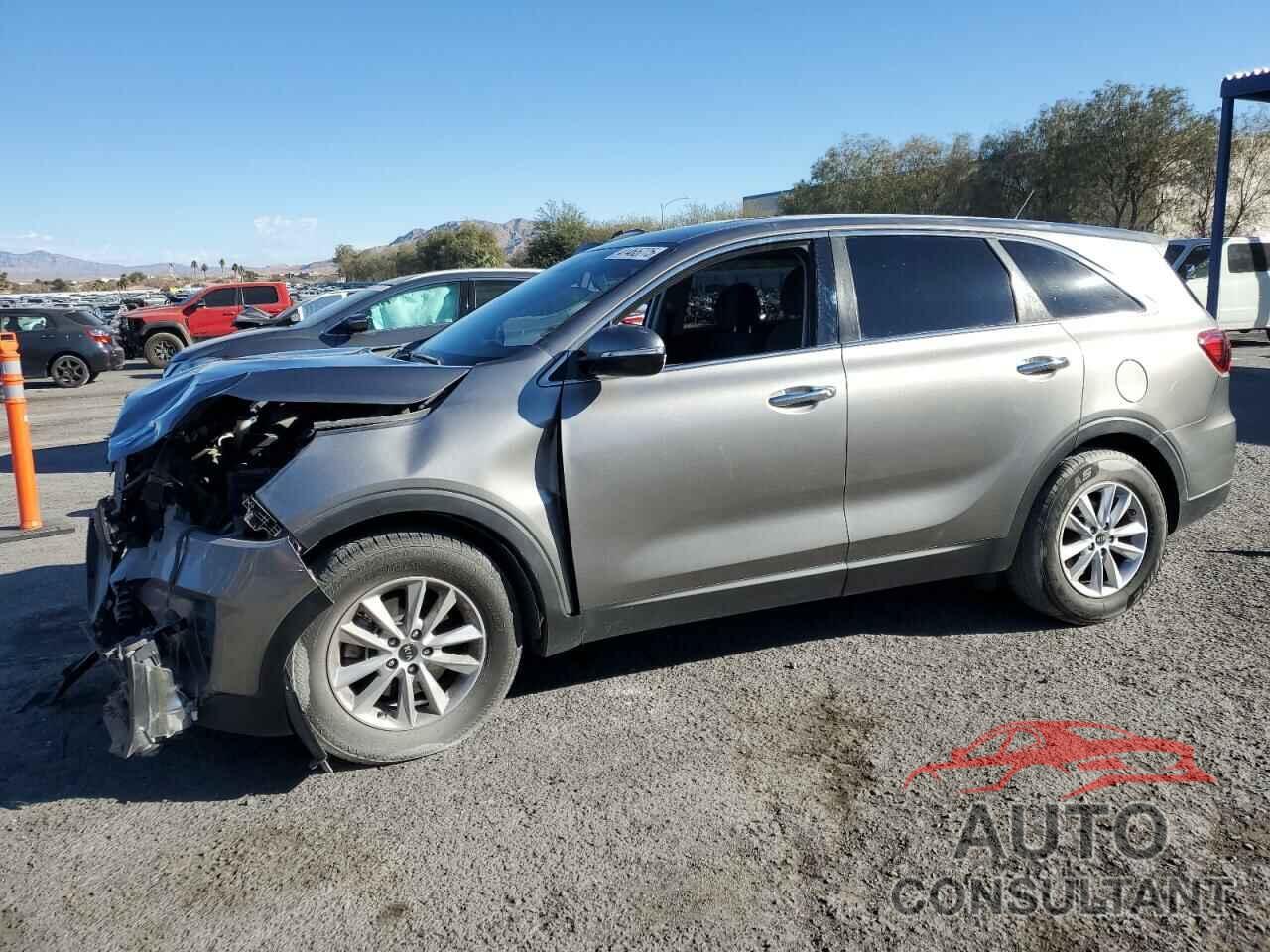 KIA SORENTO 2019 - 5XYPG4A32KG547276