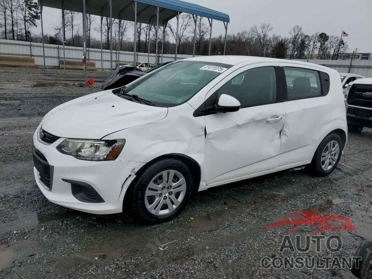 CHEVROLET SONIC 2017 - 1G1JG6SH0H4173388