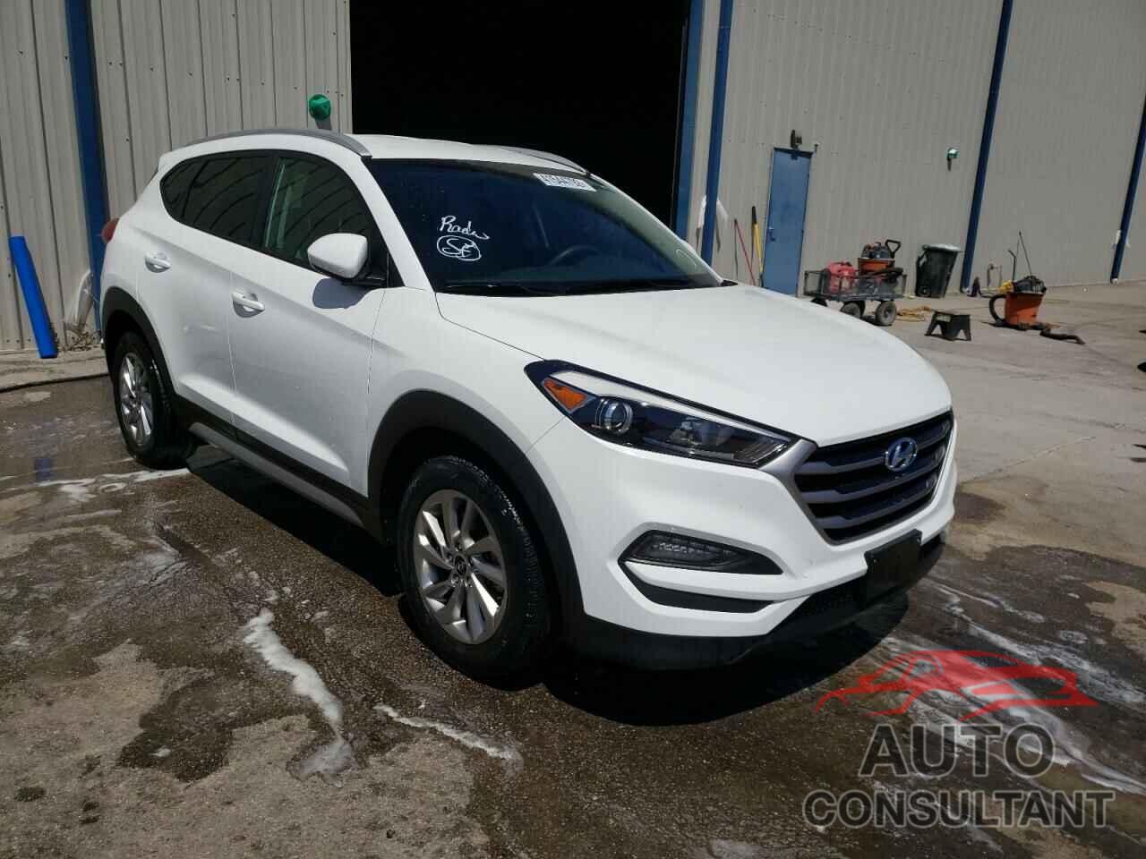 HYUNDAI TUCSON 2018 - KM8J33A42JU743487