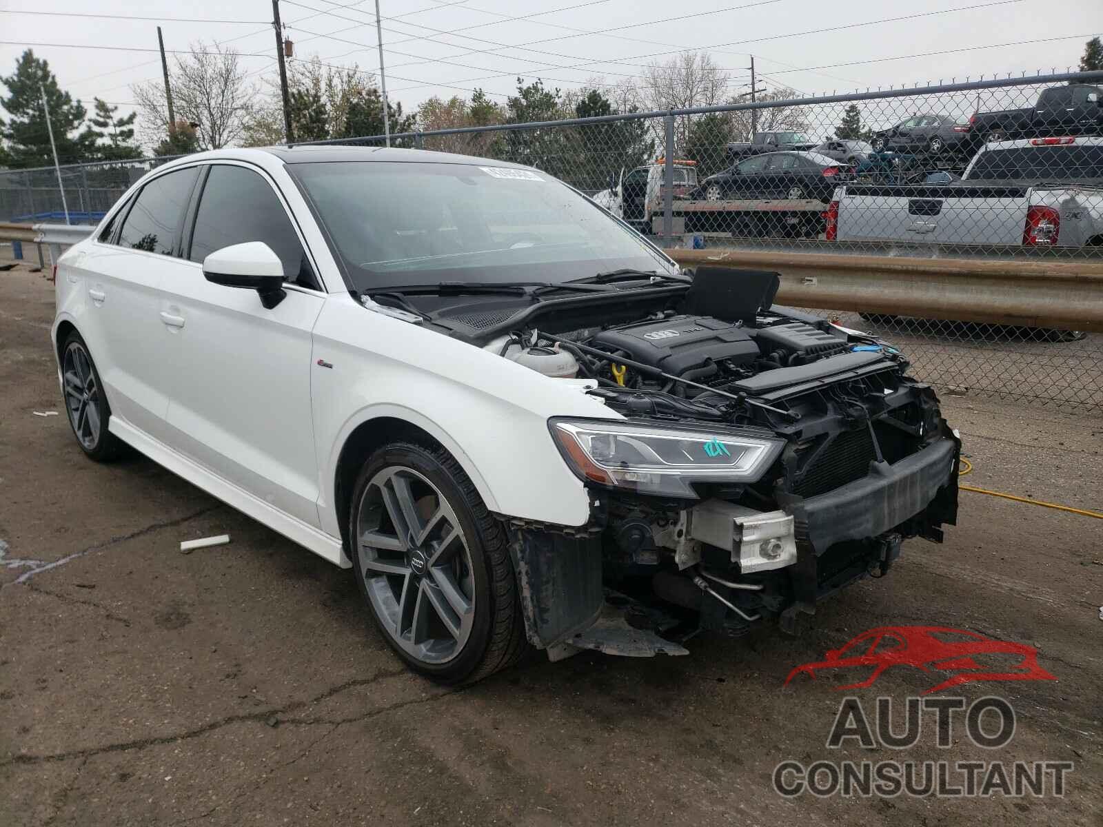 AUDI A3 2017 - WAUJ8GFF0H1035643