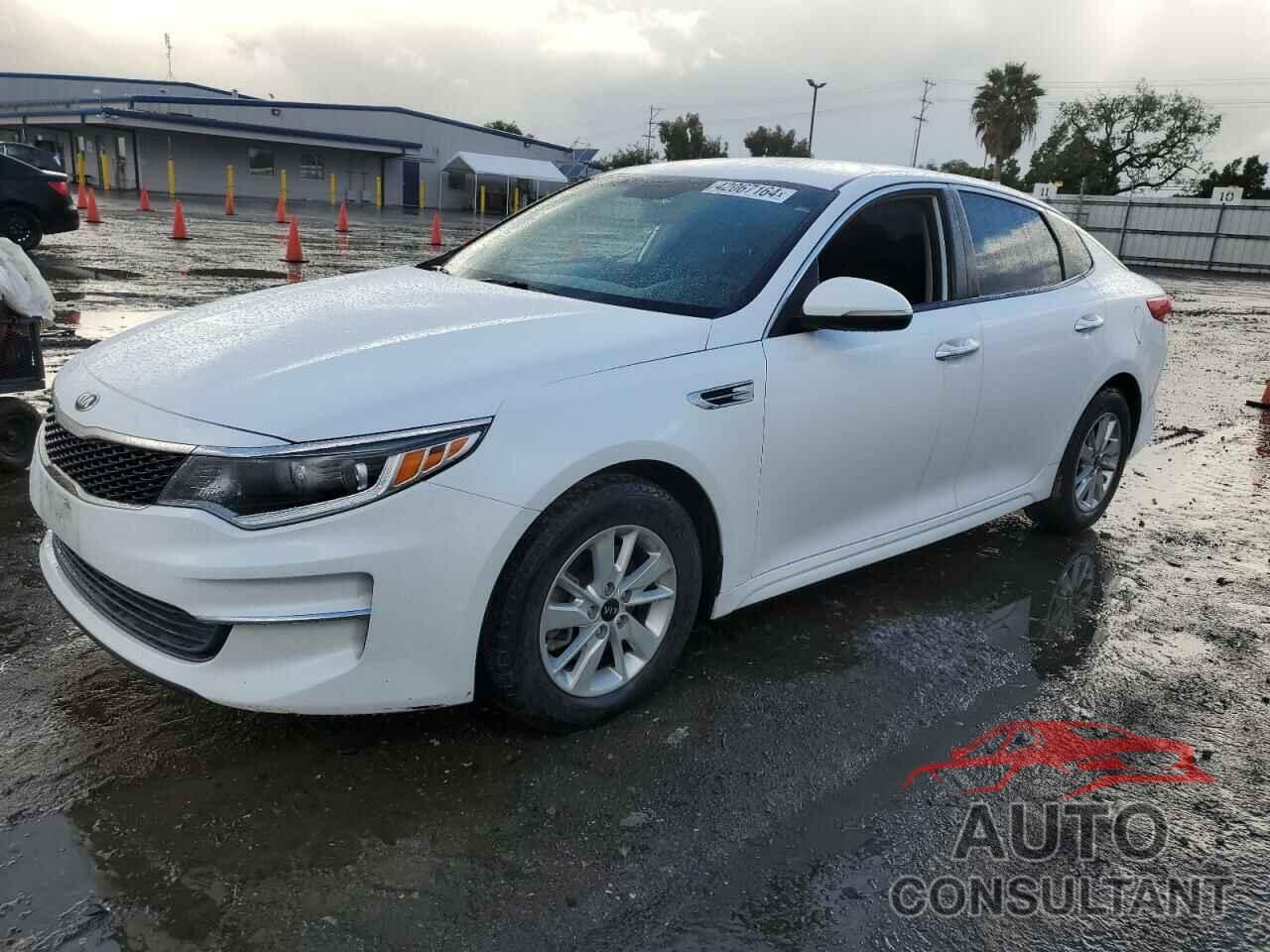 KIA OPTIMA 2018 - 5XXGT4L33JG193490