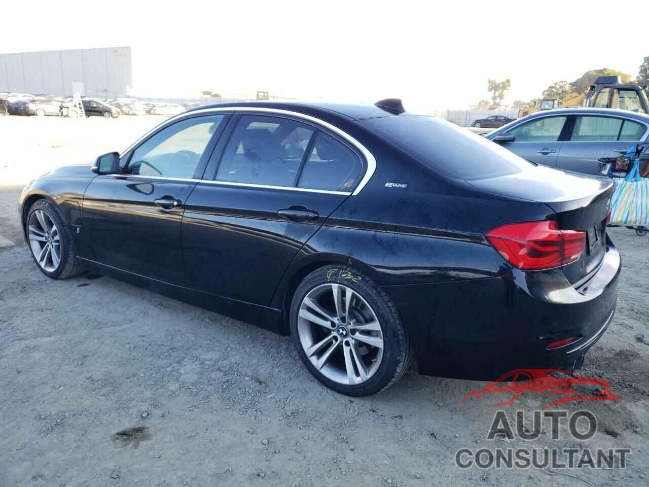 BMW 3 SERIES 2018 - WBA8E1C53JA177961