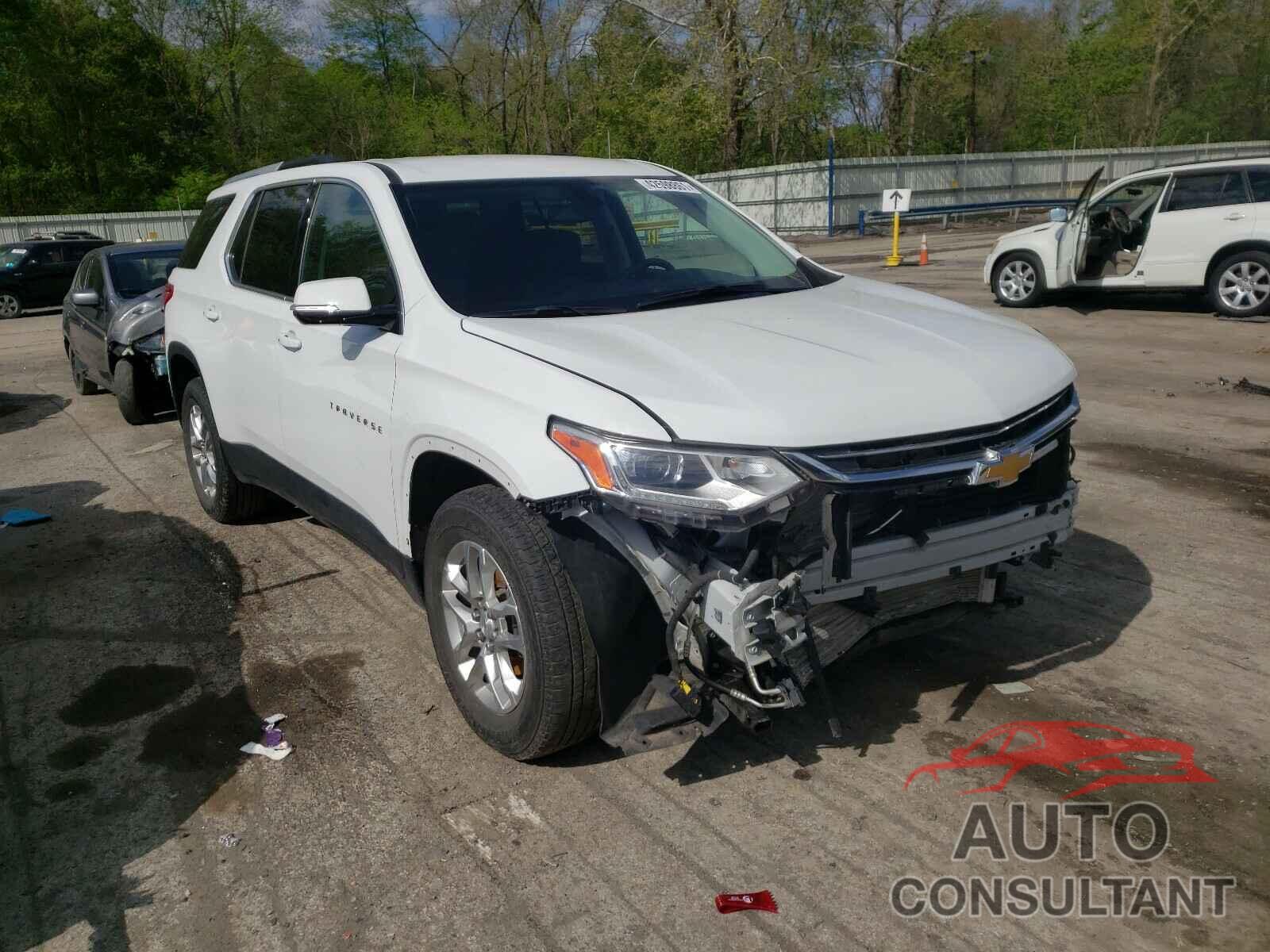 CHEVROLET TRAVERSE 2018 - 1GNERGKW0JJ172151