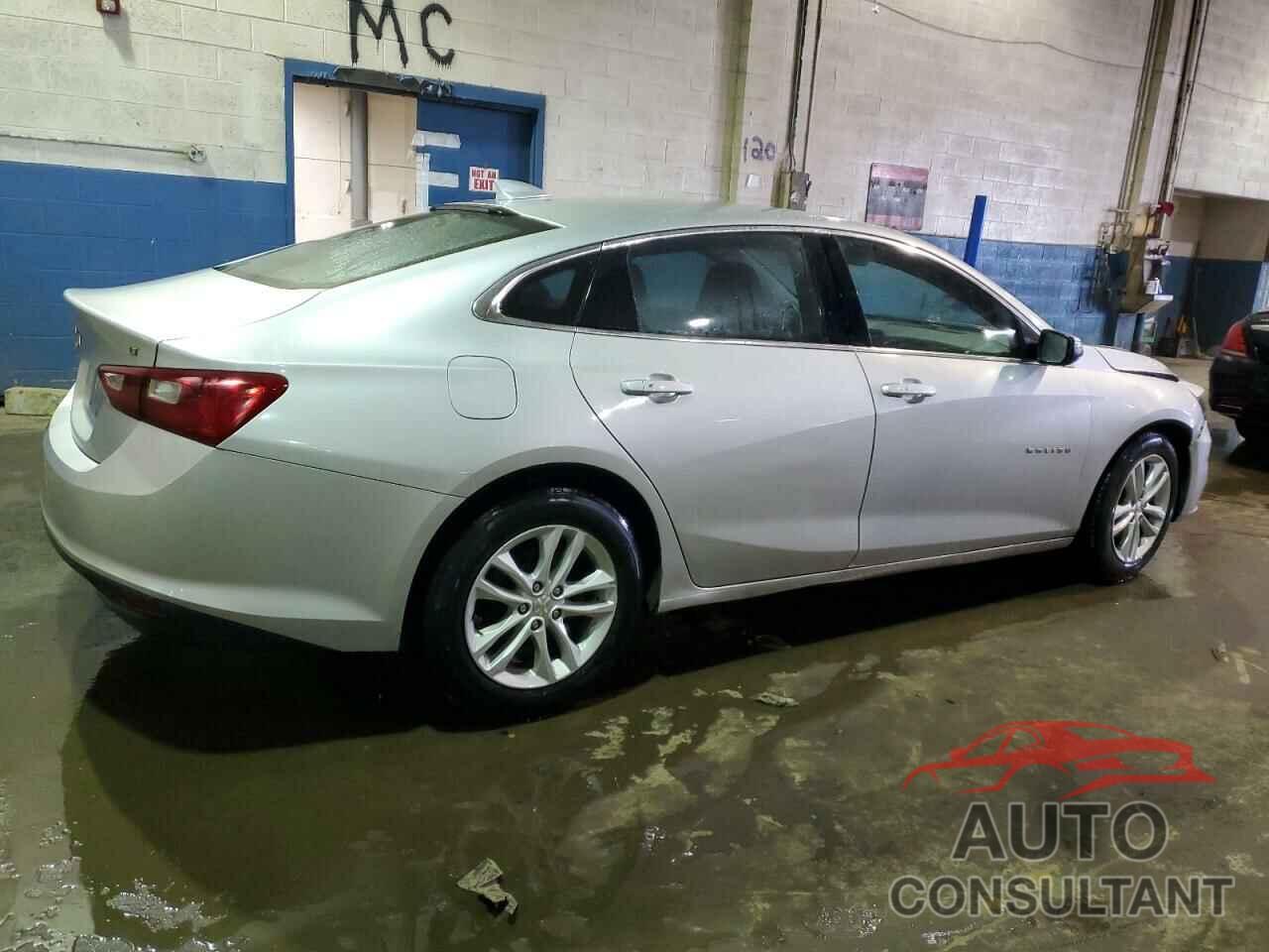 CHEVROLET MALIBU 2018 - 1G1ZD5STXJF169031