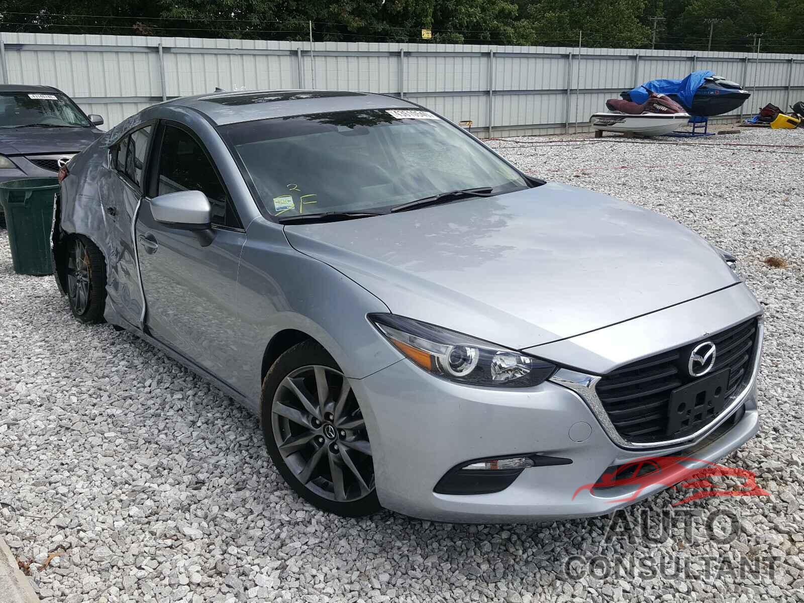 MAZDA 3 2018 - 3MZBN1V35JM272168