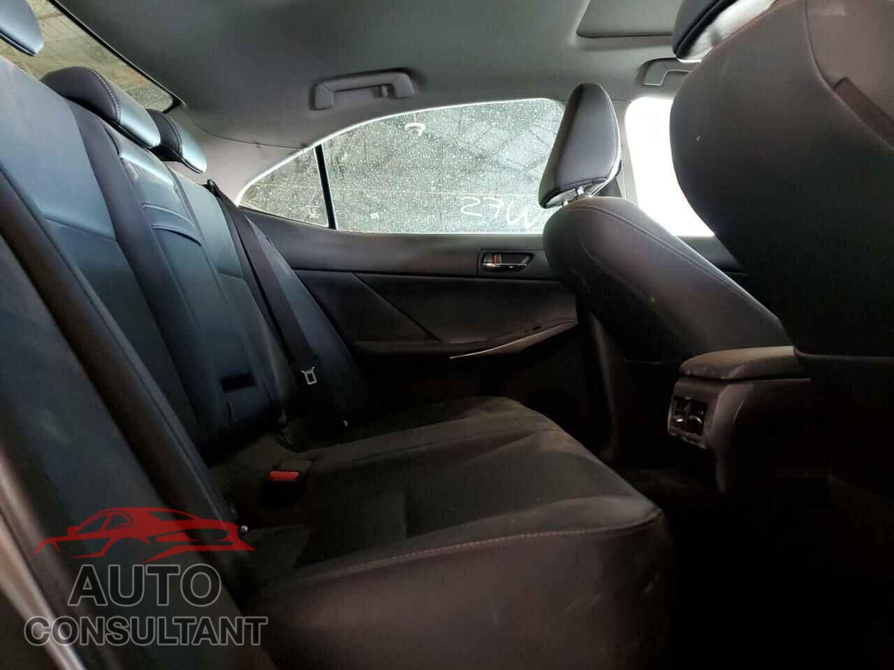 LEXUS IS 2014 - JTHBF1D26E5017600