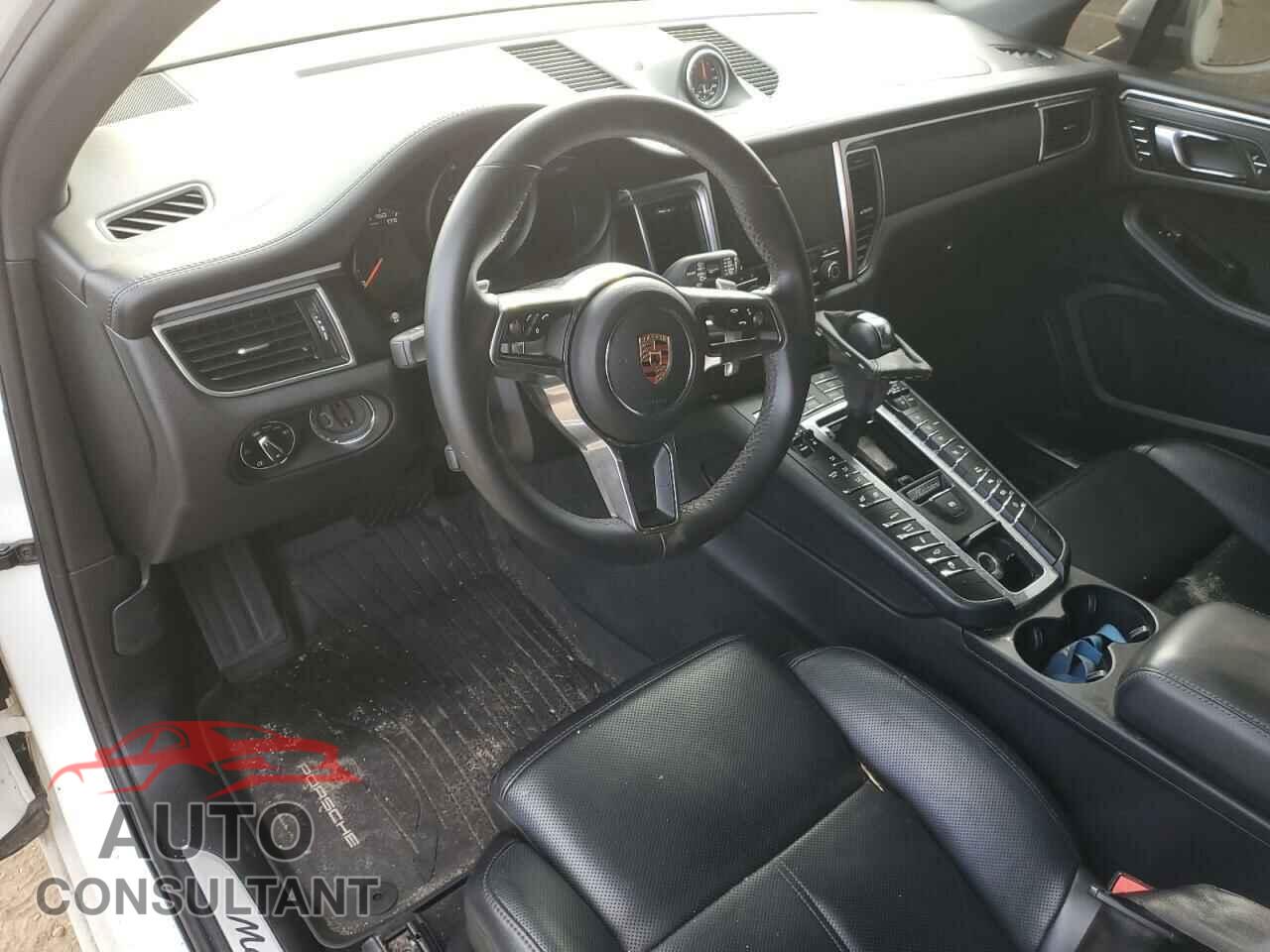 PORSCHE MACAN 2018 - WP1AG2A53JLB62001