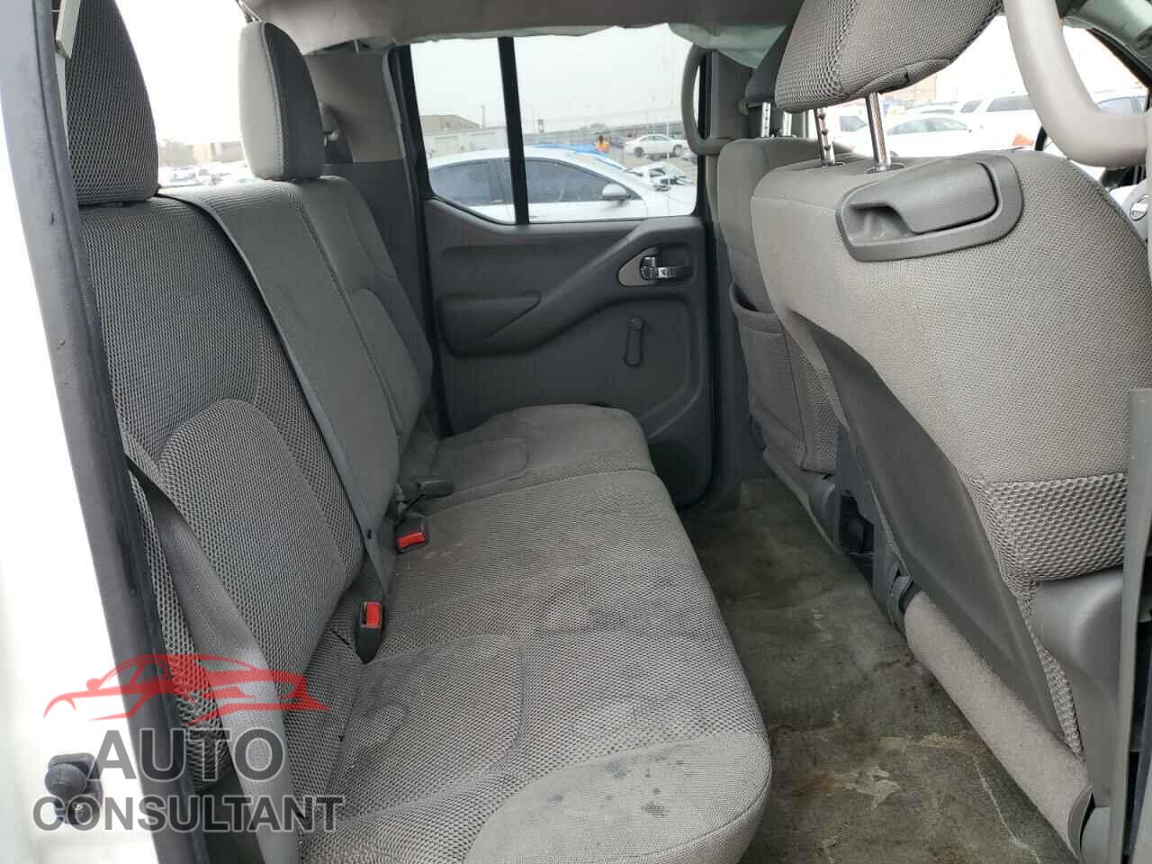 NISSAN FRONTIER 2013 - 1N6AD0ER2DN753048