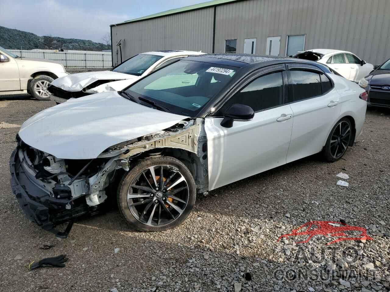 TOYOTA CAMRY 2019 - 4T1B61HK9KU283847