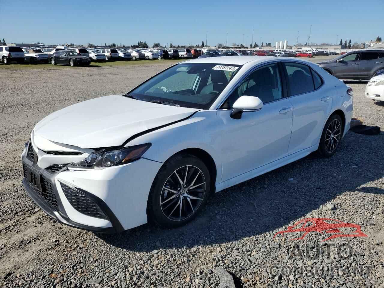 TOYOTA CAMRY 2023 - 4T1T11AK6PU823580