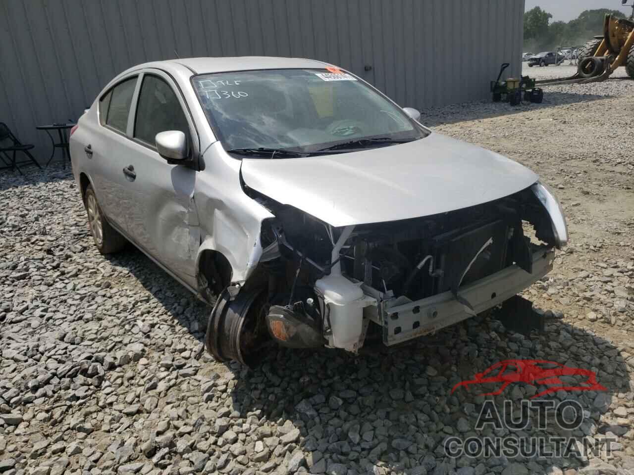 NISSAN VERSA 2018 - 3N1CN7AP9JL869075