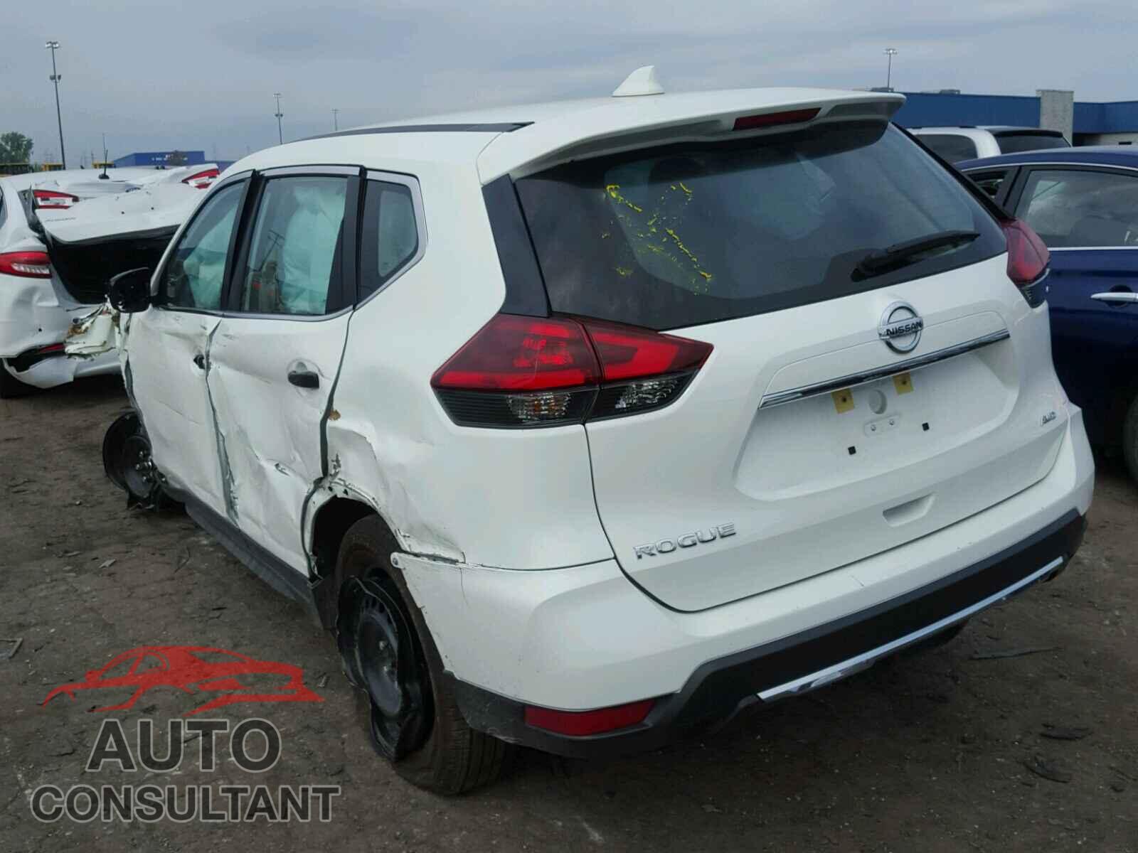 NISSAN ROGUE S 2018 - KNMAT2MVXJP536718