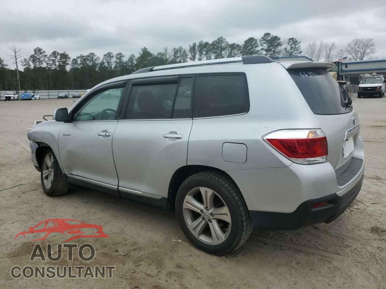 TOYOTA HIGHLANDER 2013 - 5TDDK3EH8DS266381