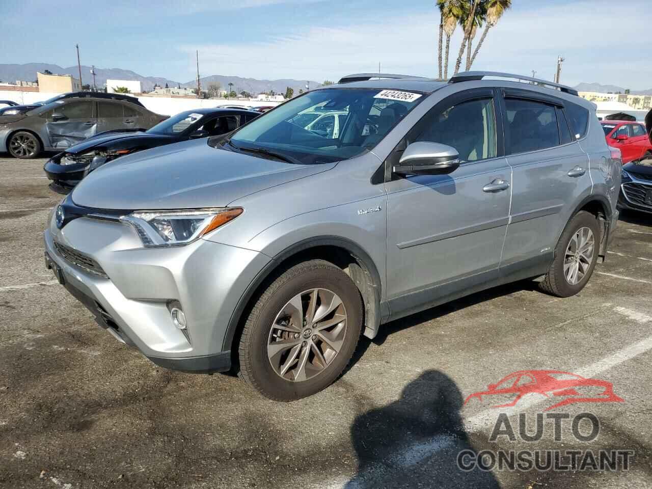 TOYOTA RAV4 2017 - JTMRJREV6HD109497