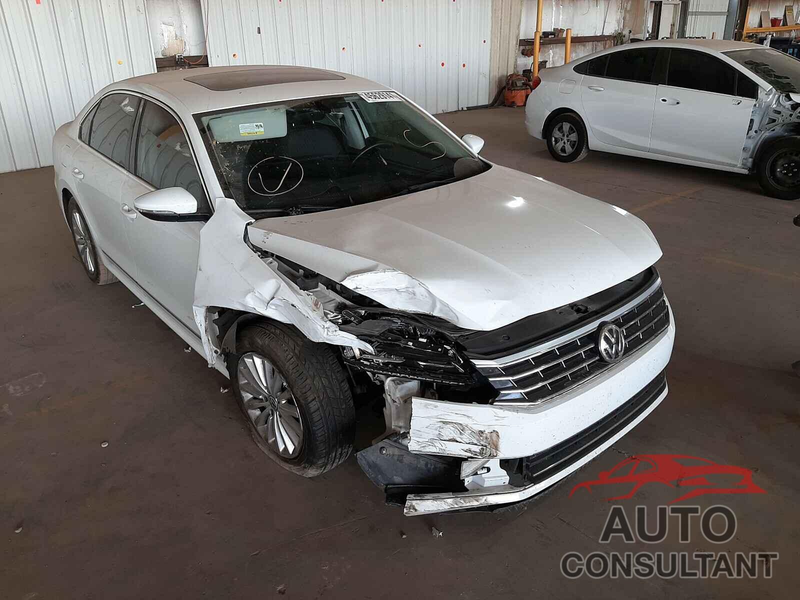 VOLKSWAGEN PASSAT 2016 - 1VWBT7A37GC066665