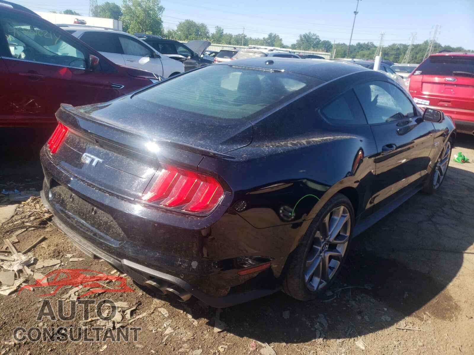 FORD MUSTANG 2018 - 1FA6P8CF5J5116969