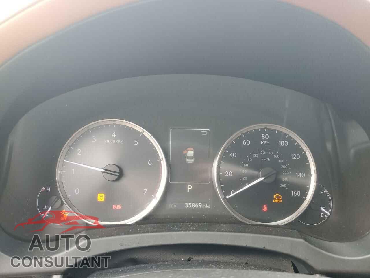 LEXUS IS 2021 - JTHAA1D24M5111094
