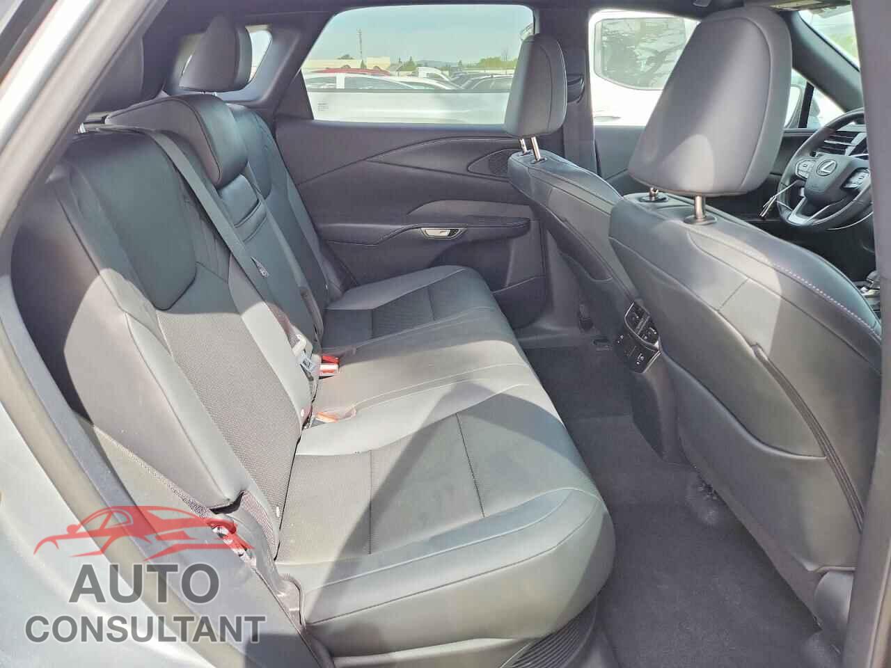 LEXUS UNKNOWN 2025 - 2T2BBMCA7SC084529