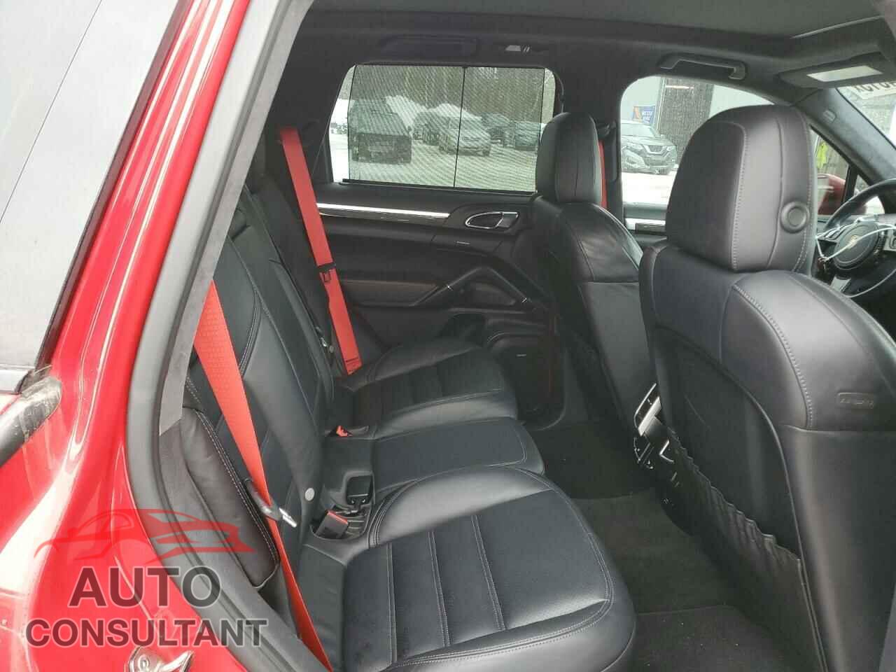 PORSCHE CAYENNE 2016 - WP1AD2A26GLA79105